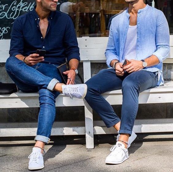 Tenis com top calça jeans